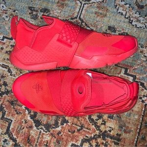 Nike big kids monochrome presto slip on women’s 7